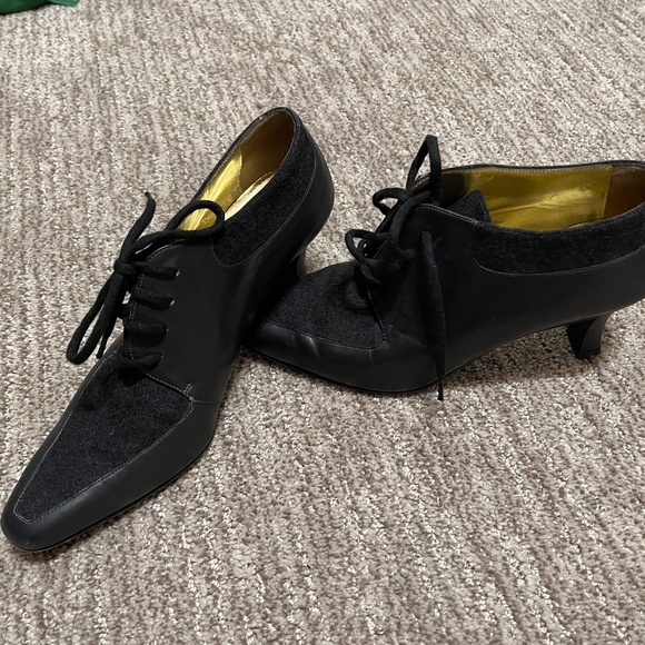 Escada‎ Heels - Picture 1 of 7